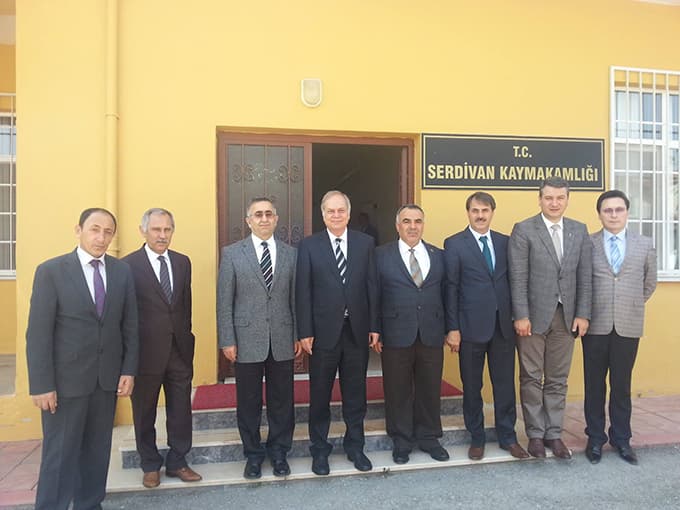 Mustafa İsen 'Güzel günler bizi bekliyor'