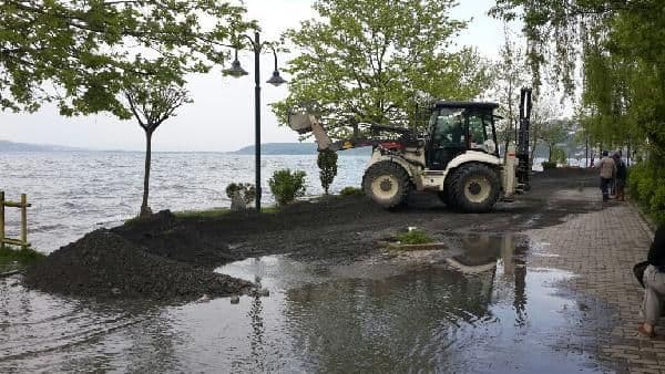 Sapanca Gölü taşınca, çözümü bu yolda buldular