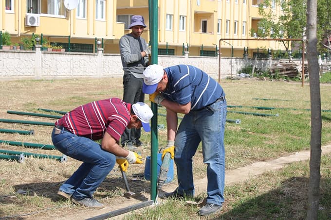 Başkan Alemdar gençlerin isteğini geri çevirmedi
