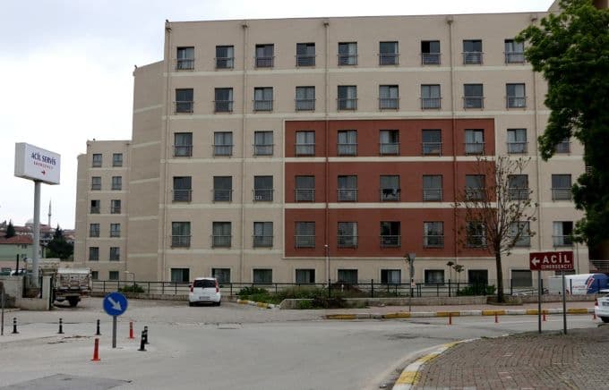 SEAH'ın acil servis ve poliklinik girişlerinde düzenleme