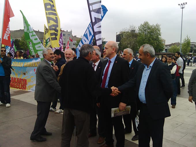 Saadet Partisi'nden 1 Mayıs süprizi