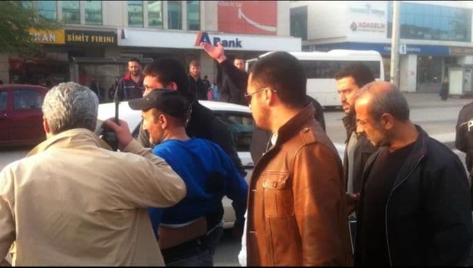 İki esnafın kavgası kanlı bitti