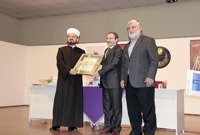 'Dinde Aşırılıktan Sakının'