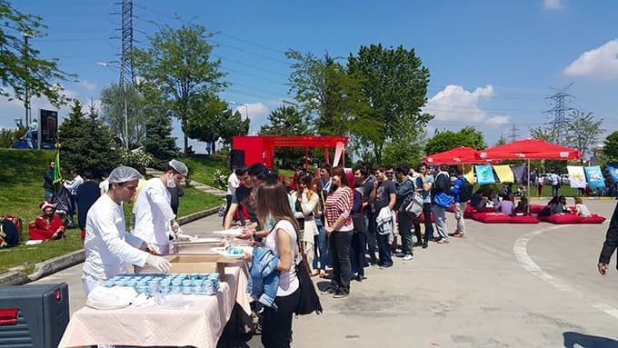SAÜ'de Türk dünyası şenliği yapıldı