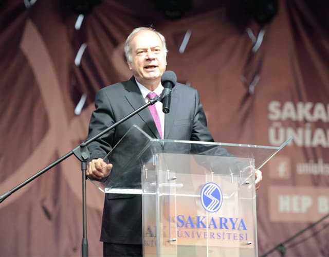 SAÜ'de "En Sevgili ile Bir Gün" adlı program düzenlendi