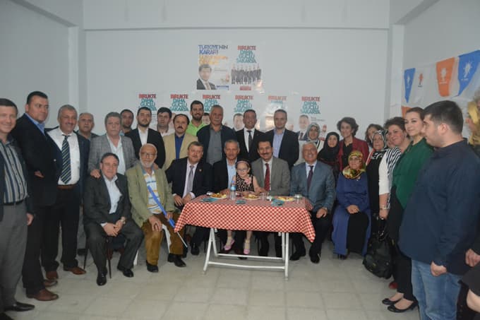 Karaman Mahallesinde açılış kutlaması