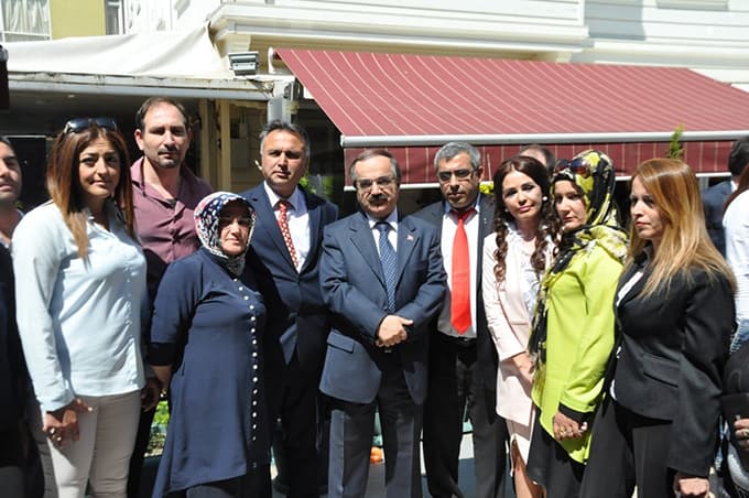 Engelli bireyler ve aileleri kahvaltıda bir araya geldi
