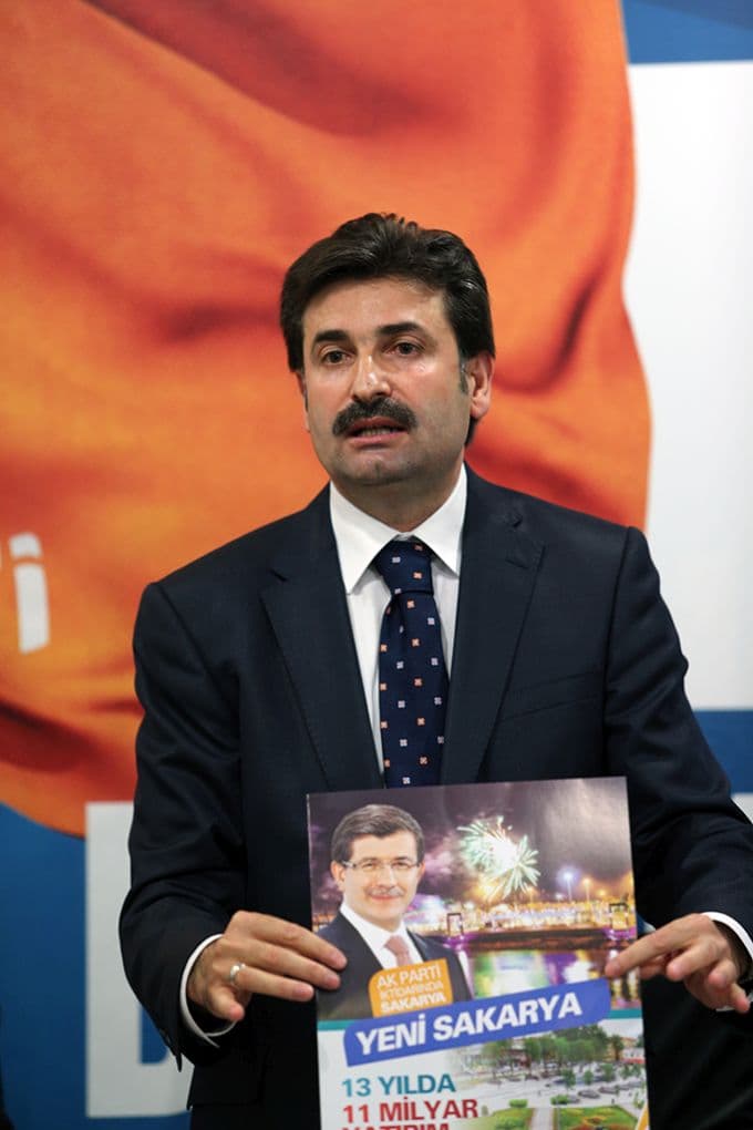 AK Parti, 13 yıllık yatırımlarını tanıttı