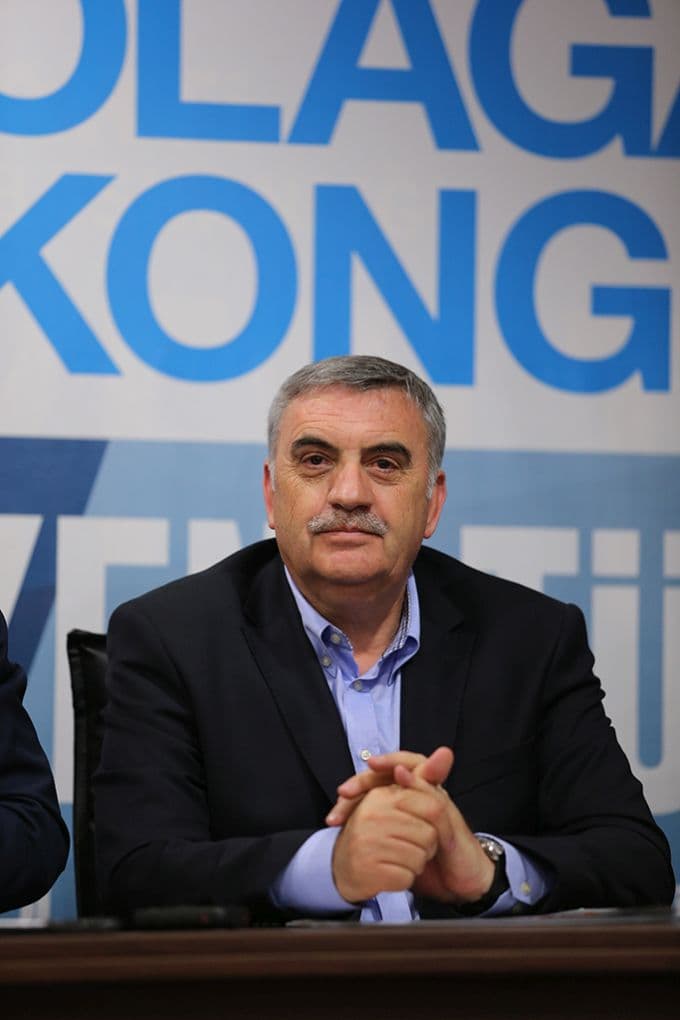 AK Parti, 13 yıllık yatırımlarını tanıttı