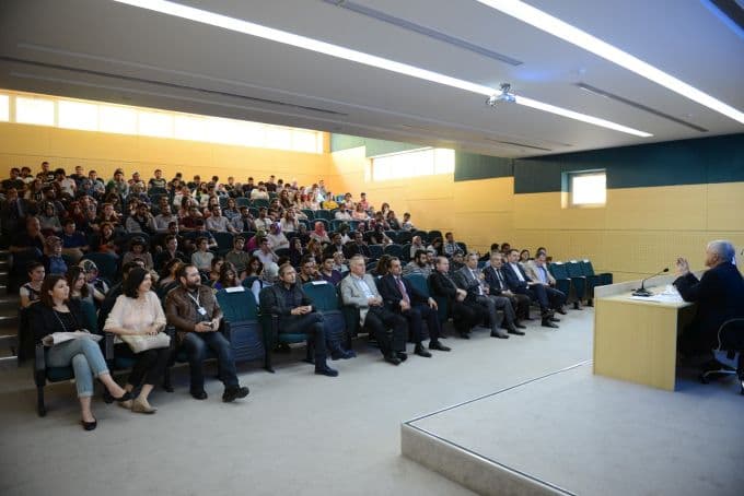 Kent Söyleşileri'ne İlhan Tekeli konuk oldu