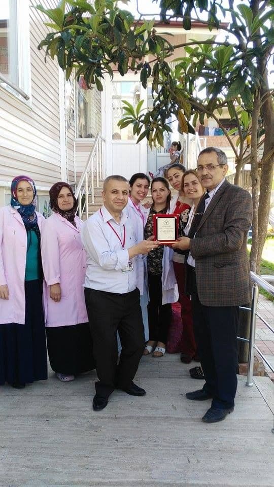 Minik öğrencilerden örnek davranış