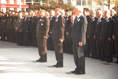 Büyük Önder Atatürk, Törenlerle Anıldı