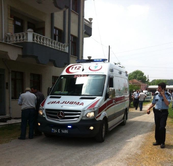 Evinde av tüfeği ile intihar etti