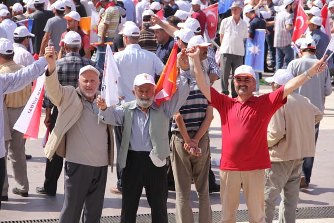 Başbakan Ahmet Davutoğlu Sakarya'da...
