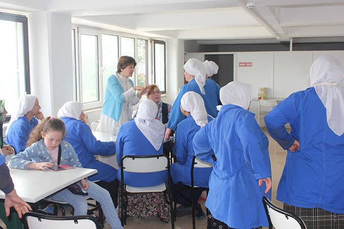 Kadın müdürden kadın işçilere bilgilendirme