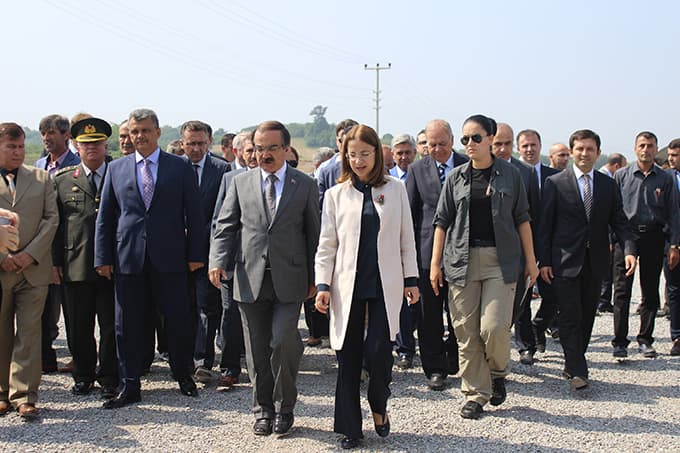 Ferizli OSB'de 10 fabrikanın temeli atıldı