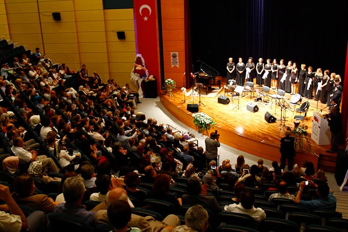 SAÜ'de Türk Sanat Müziği konseri düzenlendi