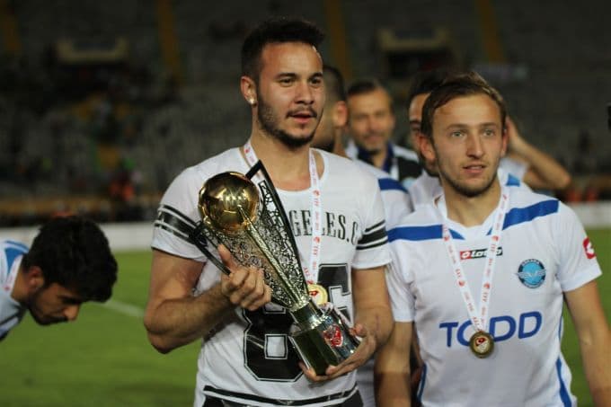 Sakaryaspor'un şampiyonluk hayali kötü bitti