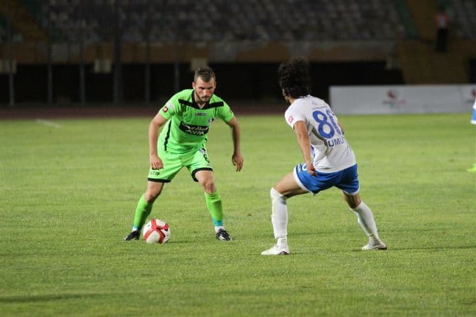 Sakaryaspor'un şampiyonluk hayali kötü bitti