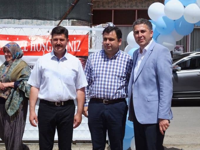 Ateş ailesinin mutlu günü