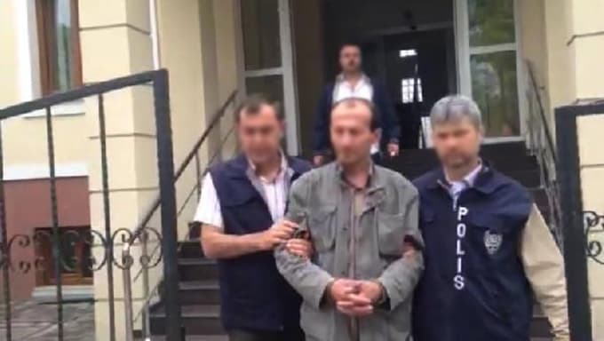 Sokak ortasında tabancayla öldürüp kaçtı