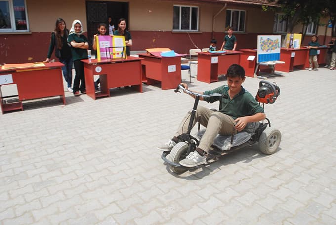 Ağaç kesme motorundan motosiklet 
