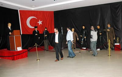 Atatürk ve Latife Hanım'ın Heykelleri Hayran Bıraktı