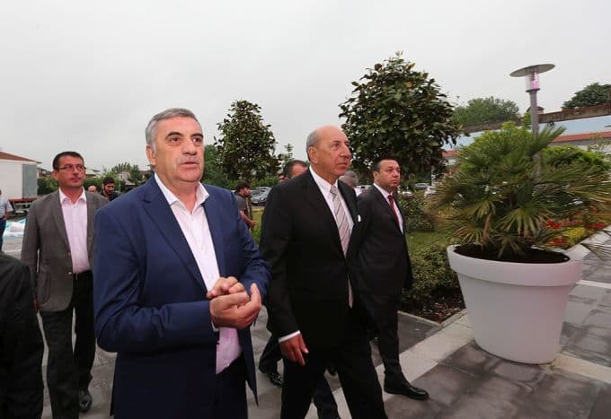 Başkan Toçoğlu, yeni AVM'yi gezdi