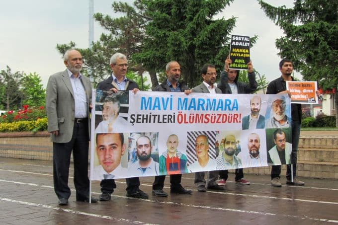 Mavi Marmara şehitlerini unutmadılar