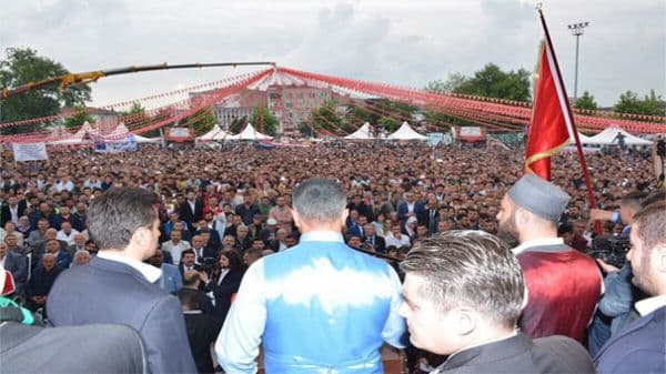 Sakarya'da Sedat Peker izdihamı