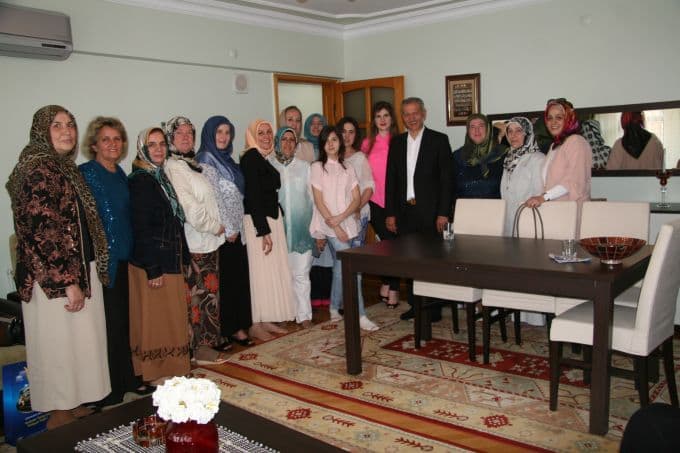 Başkan Dişli, "Hızla büyüyen ülkenize sahip çıkın"