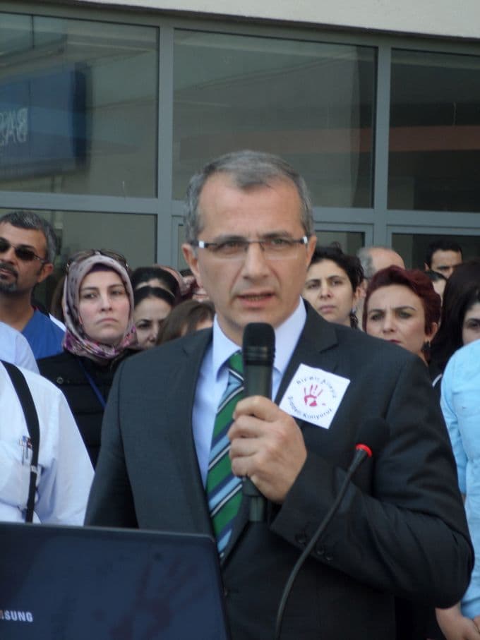 Doktor cinayeti Sakarya'da protesto edildi