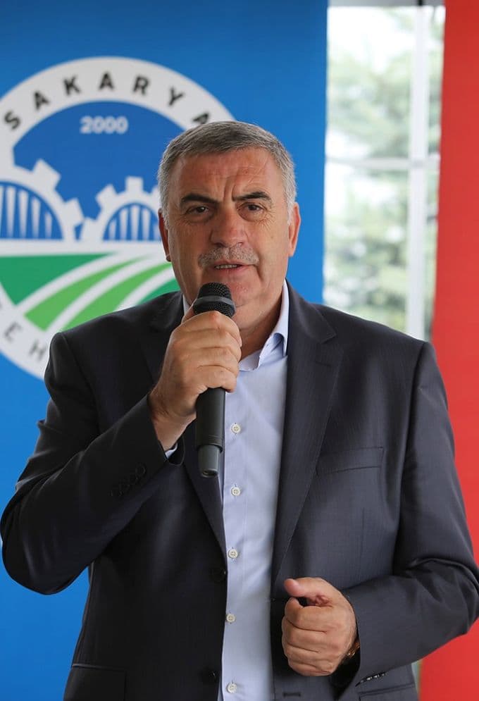 Başkan Toçoğlu, Erenler'de muhtarlarla buluştu