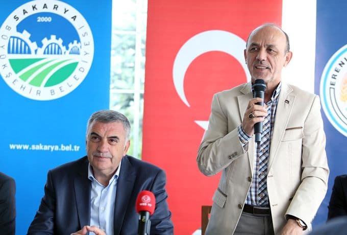 Başkan Toçoğlu, Erenler'de muhtarlarla buluştu