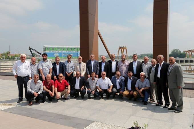 Başkan Toçoğlu, Erenler'de muhtarlarla buluştu