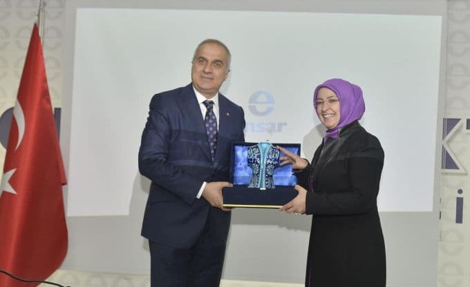 Bakan İslam, "Başkanlık sistemini" anlattı