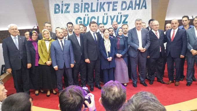 Seçime 3 gün kala AK Parti'ye geçtiler