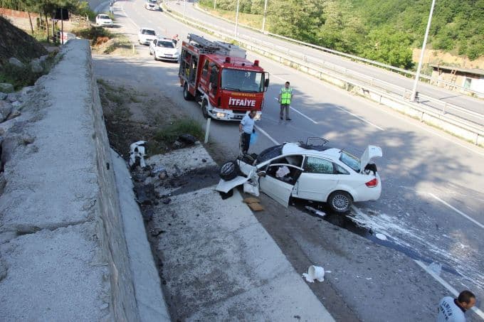9 yaşındaki Miray, düğüne giderken kazada hayatını kaybetti