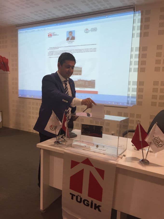 Sakarya GİAD'da yeni yönetim belirlendi