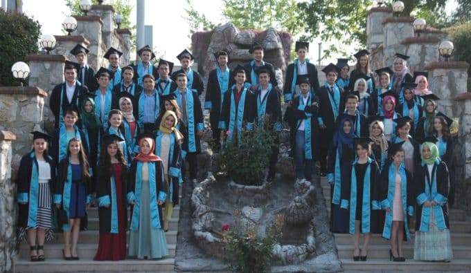 Akyazı Fen Lisesi, ilk mezunlarını verdi