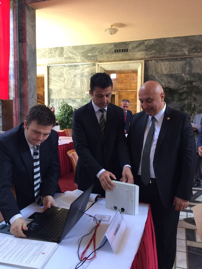 CHP Milletvekili Özkoç, TBMM'ye kayıt yaptırdı