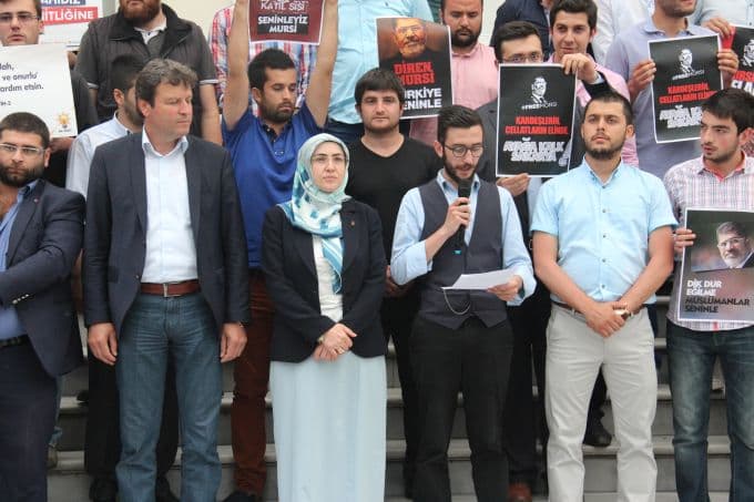 Mursi'ye idam kararı Sakarya'da protesto edildi