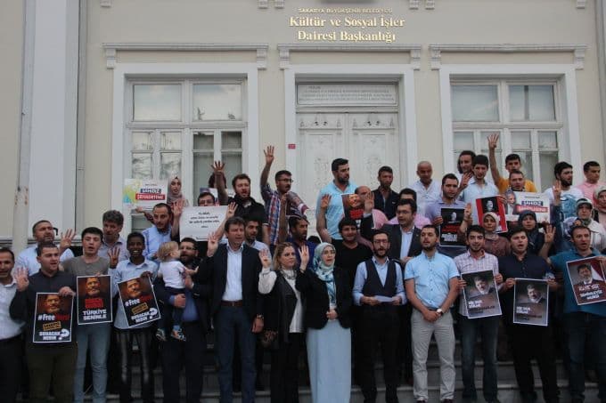 Mursi'ye idam kararı Sakarya'da protesto edildi