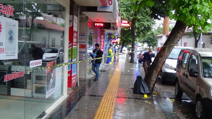 Şehrin merkezinde silahlı kavga!