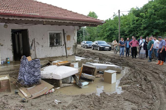 Atabek, Altınbudak'ın ailesine başsağlığı diledi
