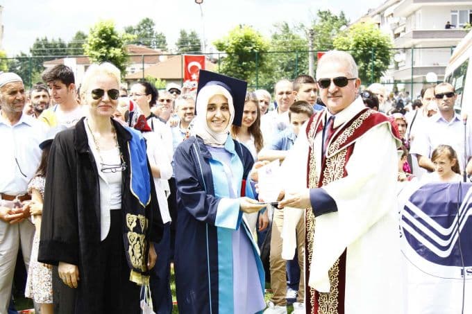 Rektör Elmas, "Üniversitemiz büyük bir aile"