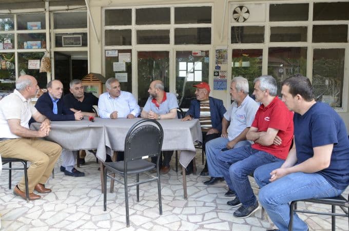 Selden etkilenen mahallelere geçmiş olsuna gittiler