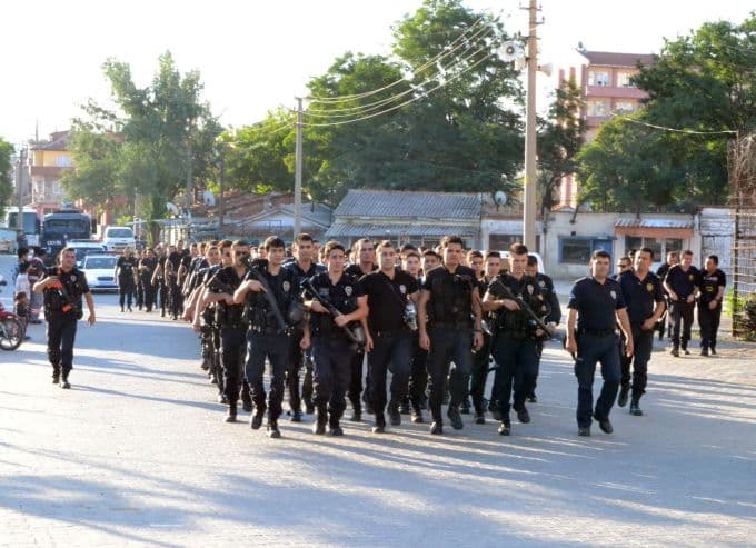 Sakarya polisi, Keşan'daki büyük operasyona katıldı