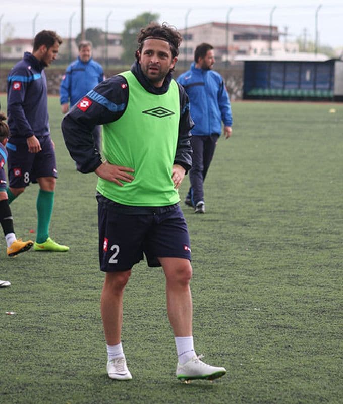 Sakaryaspor'da Levent Demiray ile yollar ayrıldı