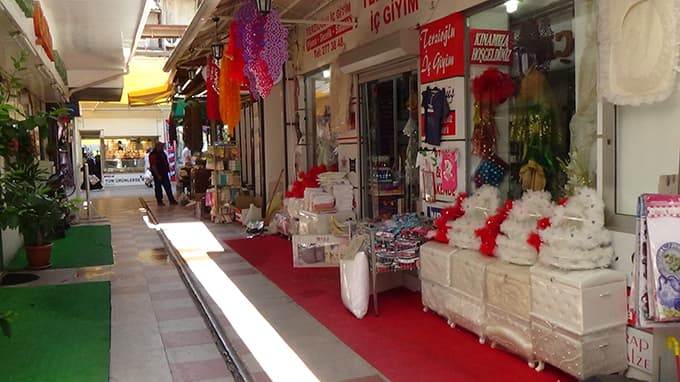 Uzun Çarşı'da Ramazan durgunluğu